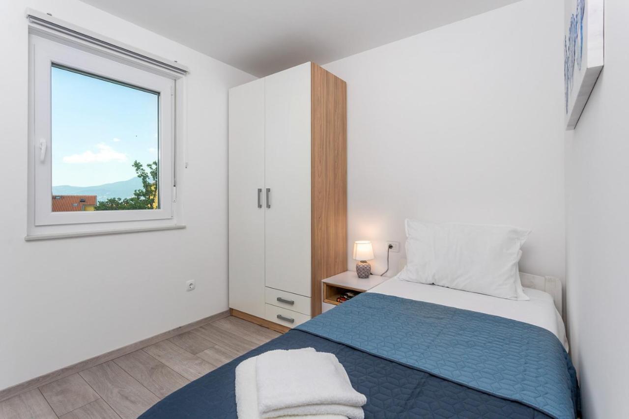 Kvarner Bay - Apartments 2 & 4 Рієка Екстер'єр фото