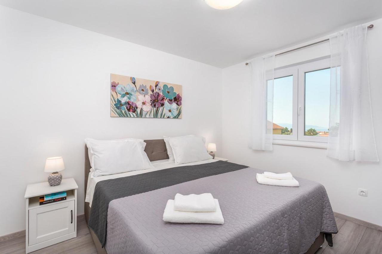 Kvarner Bay - Apartments 2 & 4 Рієка Екстер'єр фото